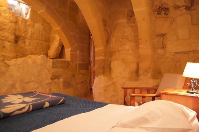 Ta'Kemmuna Hotel Qala Екстериор снимка