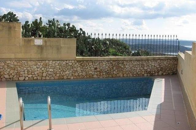 Ta'Kemmuna Hotel Qala Екстериор снимка